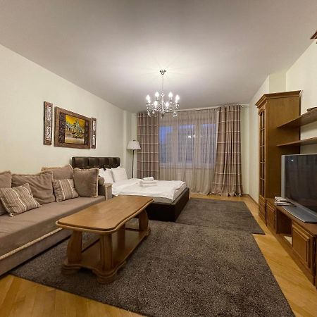 Arenda Apartments - Surganova,5A Minsk Ngoại thất bức ảnh
