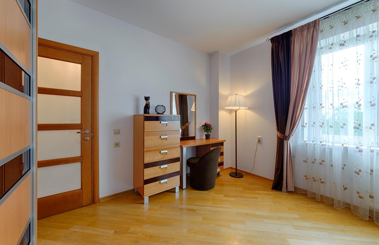 Arenda Apartments - Surganova,5A Minsk Ngoại thất bức ảnh